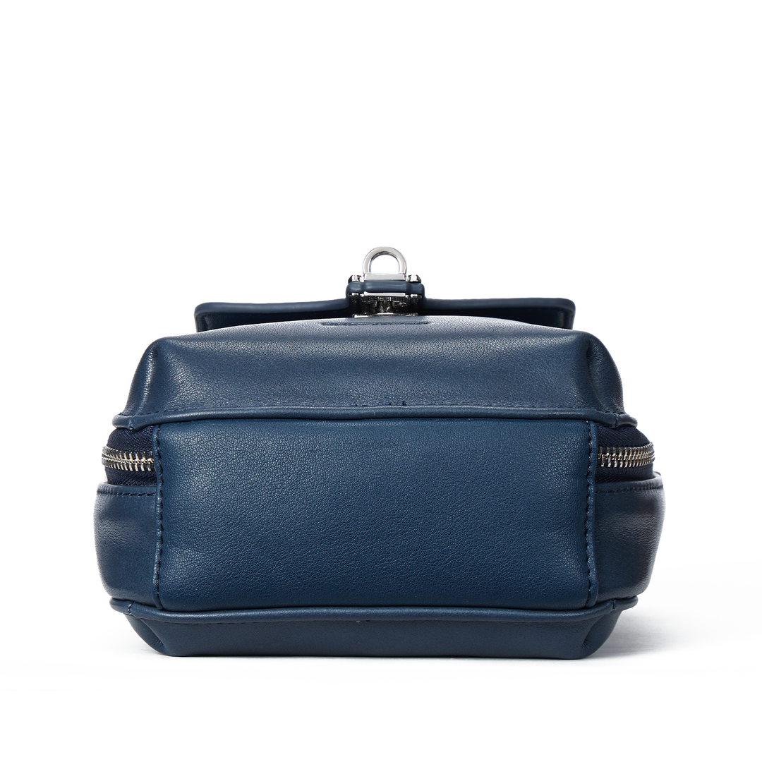 Nevin Vegetable-Tanned Genuine Leather Crossbody Phone Bag