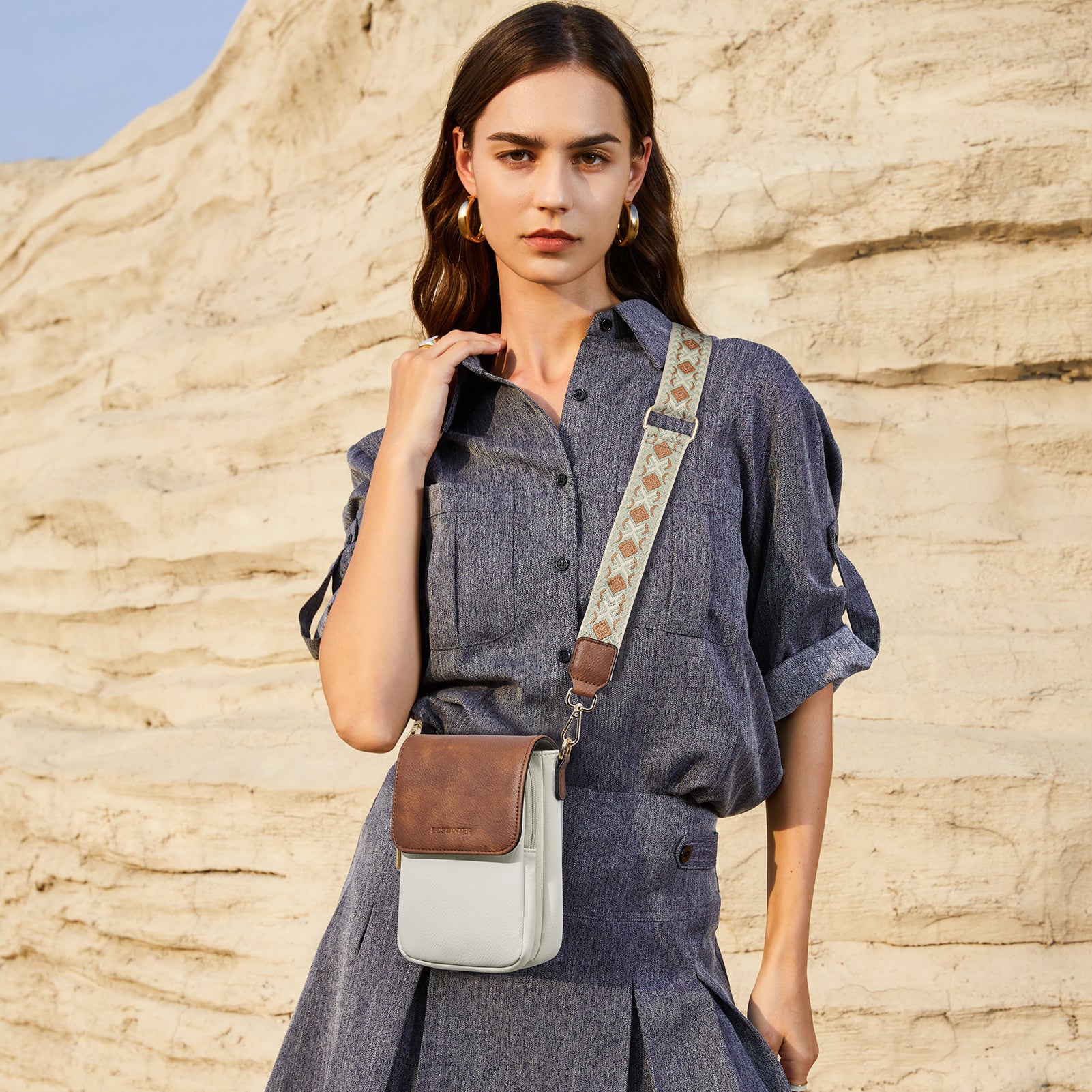 Phone Crossbody Bag –  Diamond Pattern Strap