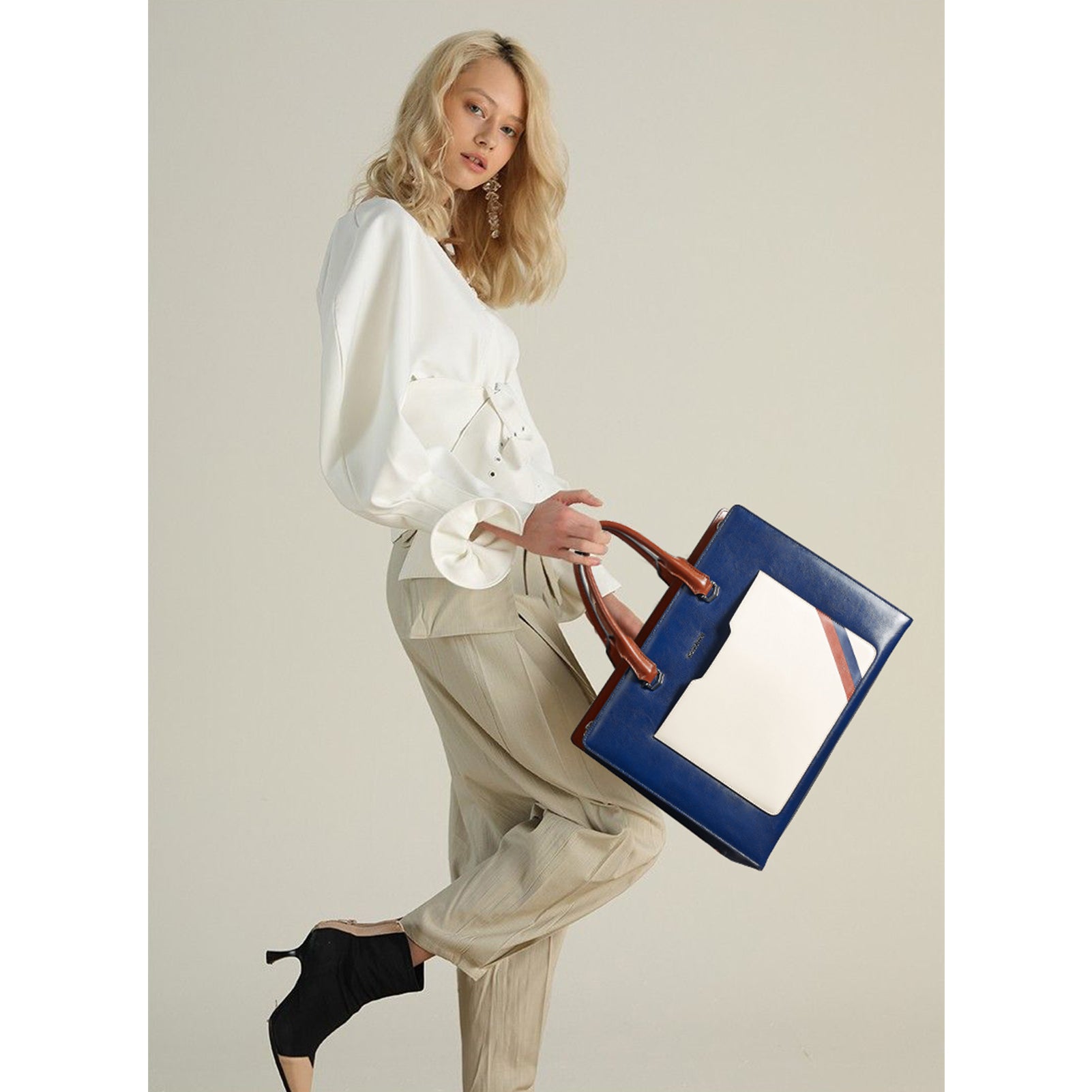 Mizuki leather messenger bag — Bostanten – BOSTANTEN